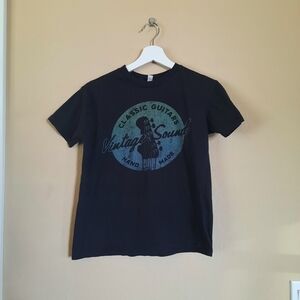 Classic Guitars Graphic Tee Shirt Vintage Sound Fender Gibson 100% Combed Cotton